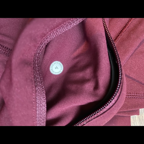 NWOT Lululemon Speed Up Tight 28” - Picture 8 of 8